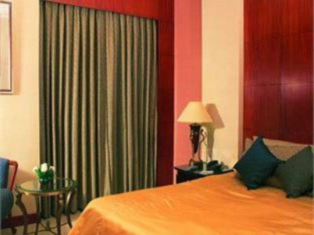 Hotel Hans International New Delhi Luaran gambar