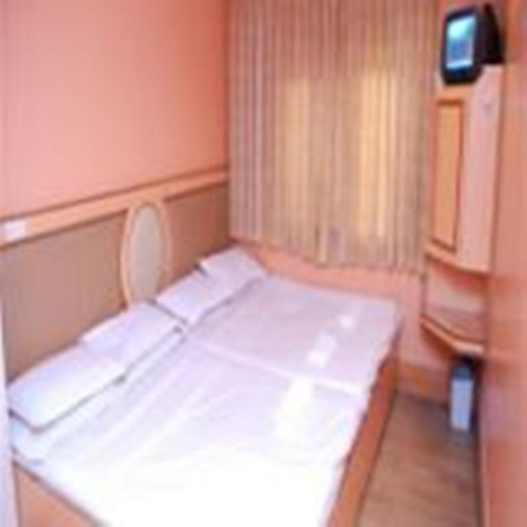 Hotel Hans International New Delhi Bilik gambar
